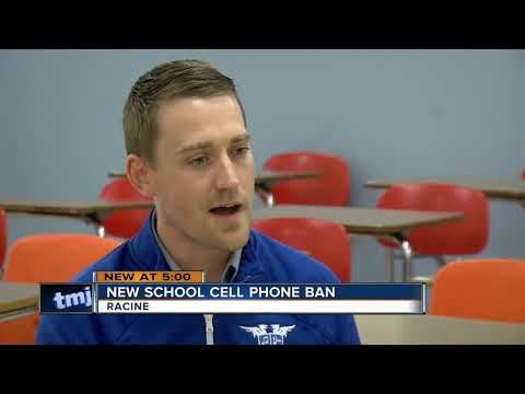 Racine schools ban cellphones for students