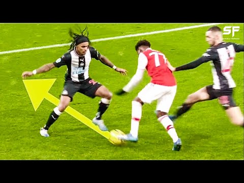 KEEP YOUR LEGS CLOSED🤫 ● Best Nutmegs of All Time ● HD🔥⚽