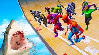 Parkour POV SPIDERMAN Funny Moments Homem-Aranha e Heróis Competem em Desafio de Parkour GTA MODS