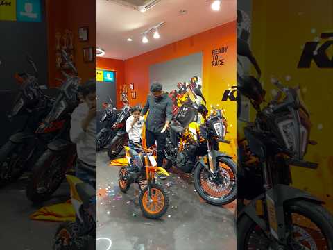 My new ktm 390 adventure delivery at itโs best | #duke390_naked
