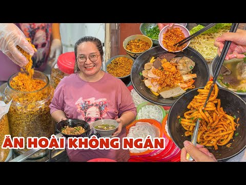 Khách mê tít quán BÁNH CANH TRỘN SỐT KHÔ đậm đà mà ít bột ngọt siêu bổ dưỡng, topping luôn đổi mới