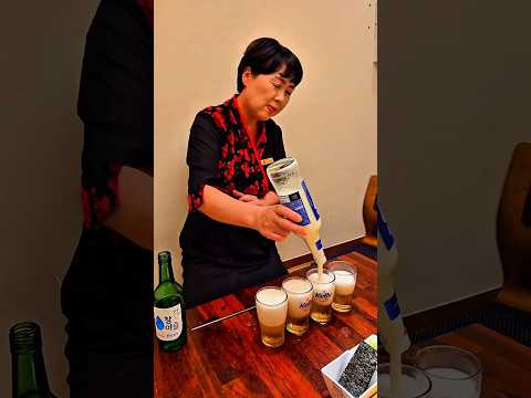 Keren! Gaya Ibu Jepang Sajikan Minuman Campur #halunik
