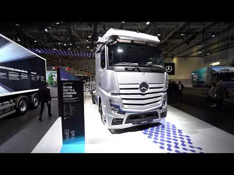 The new Mercedes truck GenH2 truck 2023