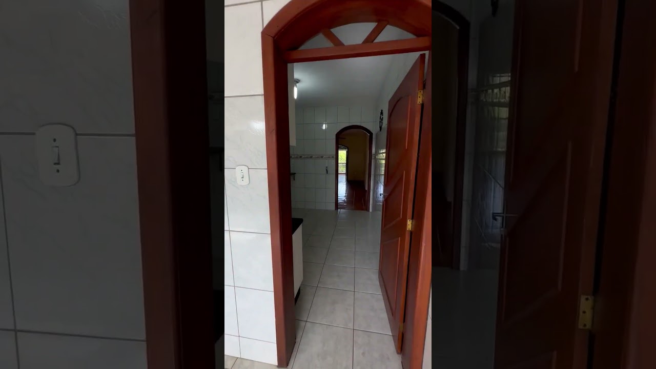 CASA PARA LOCAÇÃO EM FRENTE A ITAMBÉ