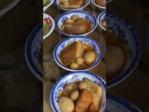 ngày 28 tháng 10, 2025