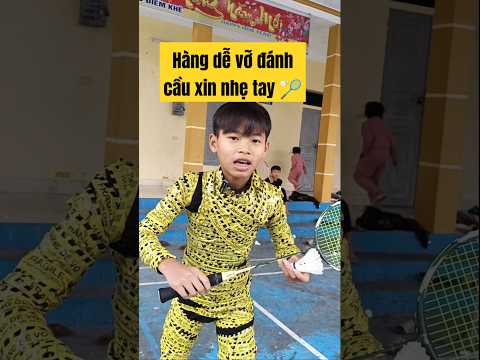Hành dễ vỡ đánh cầu lông xin nhẹ tay 🏸#badminton #caulong #linstuan #caulongvietnam #badmintonlovers