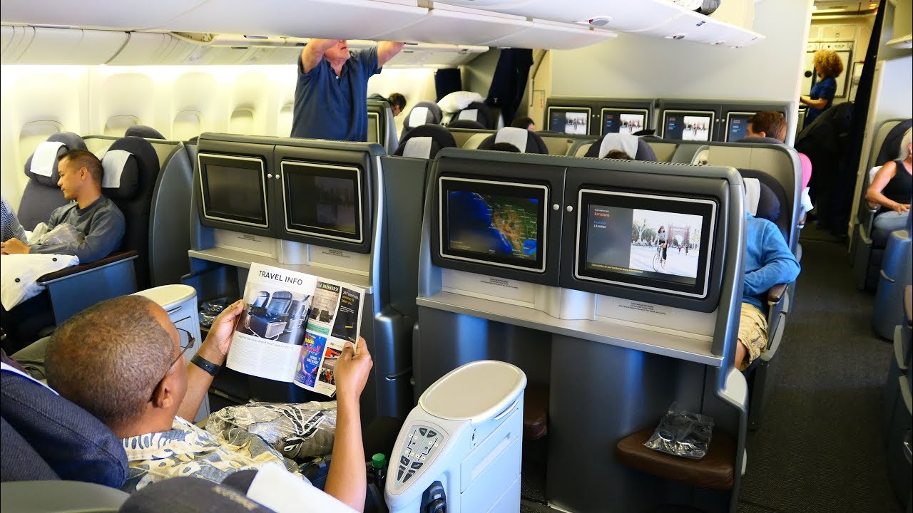 United Airlines B777 First Class San Francisco to Honolulu (oldest B777 in the world)