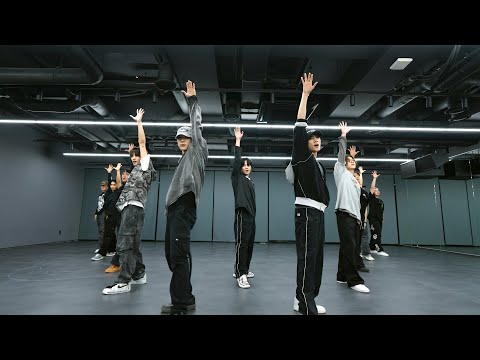 WayV 威神V 'HIGH FIVE' Dance Practice