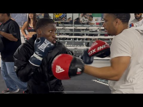 BRUCE CARRINGTON UNLEASHES MAYWEATHER-ESQUE MITT WORK FOR FIRST WORLD TITLE FIGHT IN “SHU YORK CITY”