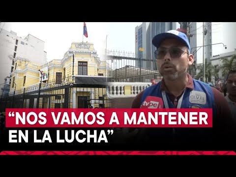 Venezolanos en Perú rechazan asunción de Nicolás Maduro en Venezuela