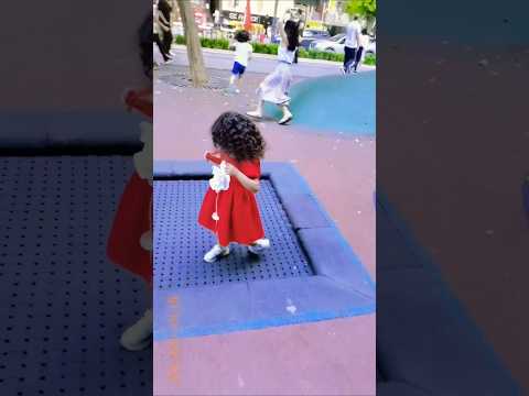 صايرة زنكيلة بالعيد#لايك#اكسبلور#funny#comedy#cutebaby#babygirl#بيبي#اطفال#viralshorts#art#beautiful