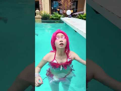 Pinkie Pie's Happy Swimming Pool