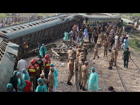 Πακιστάν: Διπλασιάστηκε ο αριθμός των νεκρών από τον εκτροχιασμό τρένου