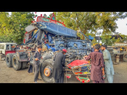 Accidentally Damaged Heavy Truck Urgent Repair & Restoration in Pakistan