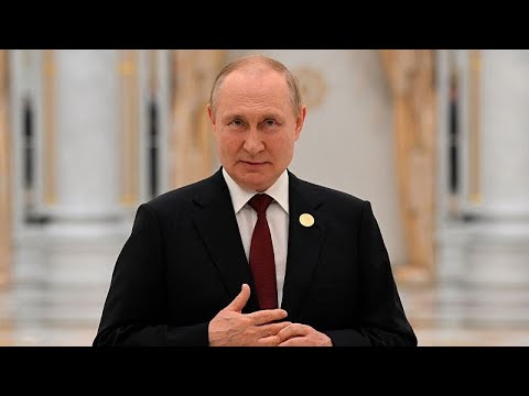 Στην Κριμαία ο Πούτιν μια μέρα μετά το ένταλμα σύλληψης από τη Χάγη