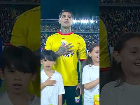 Me invitaron a jugar con la selección Colombia ⚽️ todo muy bien, hasta que se pusieron a pelear. Pt1