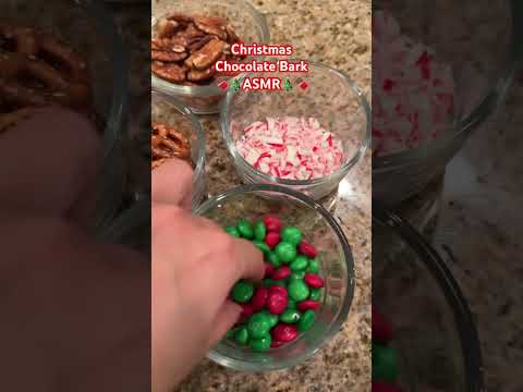 Let’s make some chocolate Christmas bark! #asmr #asmrsounds #christmas #christmasdessert🎄🎄🎄🍫🍫