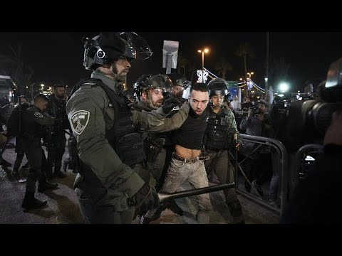 Jeruzsálem után Ciszjordániában is zavargásokat oszlat az izraeli rendőrség