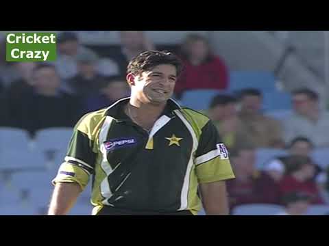 Wasim Akram Magical Seam Bowling with the New Ball - Great Fast Bowling