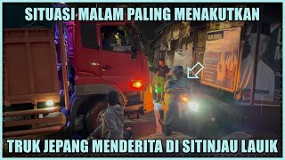 Situasi Malam Paling Menakutkan, Truk Jepang Menderita di Tanjakan Sitinjau Lauik