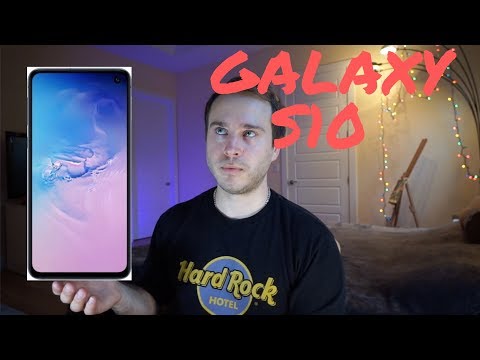 Life-long Apple user reacts to Galaxy S10
