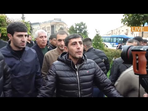 Էրմենիստան է. Գյանջայից Բաքու ենք գնում. 37 թիվն է՝ մեզ հետ չեք, մեր դեմ եք. գյումրեցի