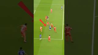 Ninguém queria acreditar neste golo à Messi do Rodrigo Mora do FCPorto