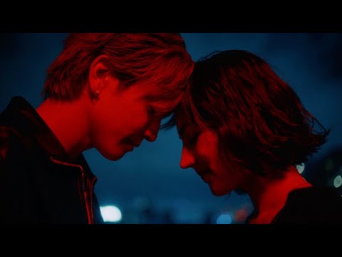 岩田剛典 - Reaching for Your Light (Official Music Video)