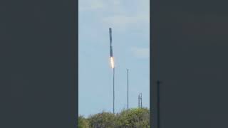 Falcon 9 landing after launching OneWeb 17