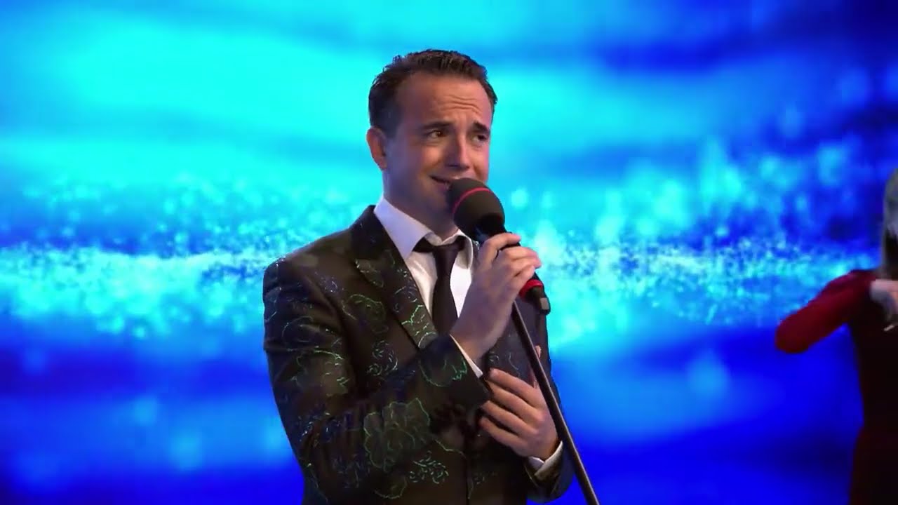 Luca Lattanzio Singer