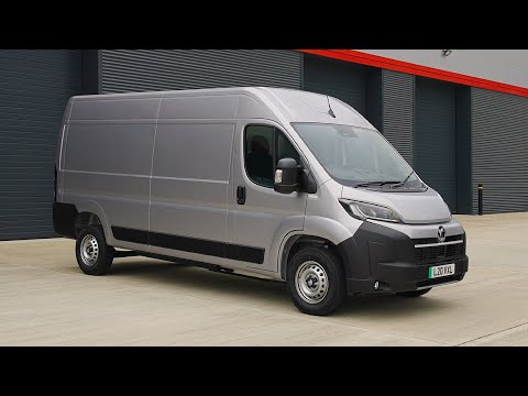 New 2025 Opel Movano (Vauxhall Movano) - Walkaround and Interior presentation