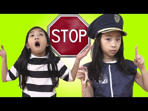 Pretend Play Police Chase Taxi Driver