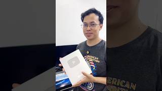 Finally I got it✨🏆 #youtubecreatorawards #playbuttonunboxing #broraarecap #youtubesilverbutton