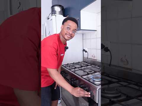 I BET YOU DIDN’T KNOW THIS 😱 (how to switch on a gas stove) #shorts