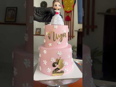ആ ഡൌട്ട് അങ്ങു ക്ലിയർ ആക്കി😌 #simplecakedesign #cakedecorating #cakedecoration #ayanasdessertspot