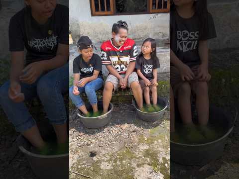 Indil ikut rendam kaki. #shortvideo #comedy #lucu