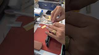 Thay pin iphone 15 pro max và cách tháo màn hình an toàn nhất👍
