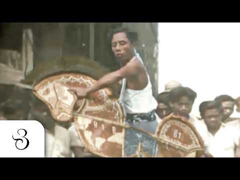 Buruh Jawa di Kebun Sawit Banyuasin Palembang (1948) - Jaranan dan Aktivitas Kerja [ID SUB]