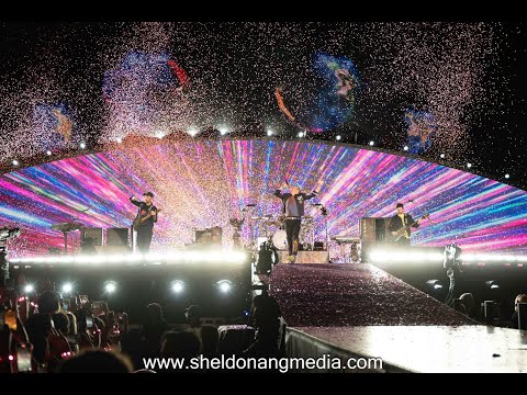 Coldplay - Viva La Vida  (Live at River Plate, Buenos Aires, Argentina 🇦🇷)
