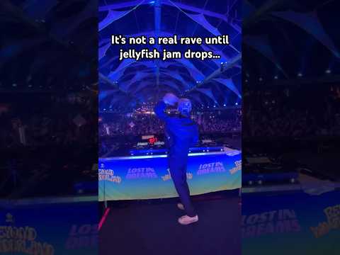 STADIUM RAVE #djset #dj #djinglife #edmaddict #dancemusic #remix #edmartist #spongebobsquarepants