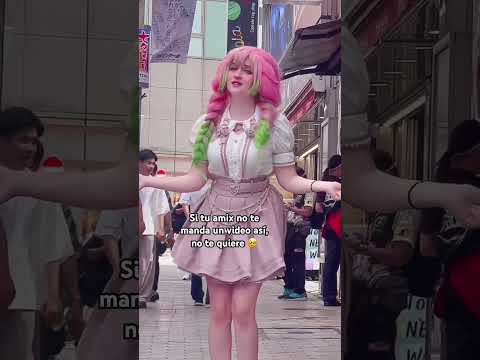 Mitsuri bailando en la calle #cosplay #otaku #otakulife #baile #dance kimetsunoyaiba #cosplay