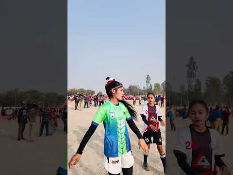 গা গরম করছেন স্বপ্না বাহিনী ⚽️⚽️⚽️