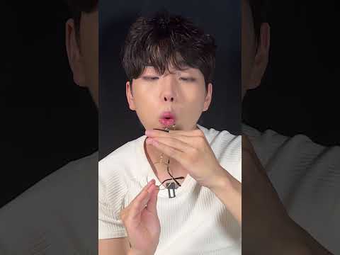 손가락 장난치다 제대로 혼쭐난 마술사 ㅋㅋㅋ