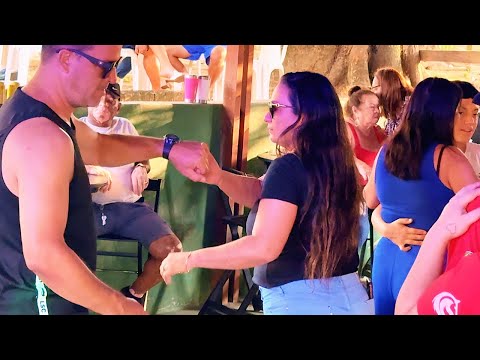 DANÇANDO CENAS DE AMOR NO BAILÃO ANIMADO DO INTERIOR #dance #musica