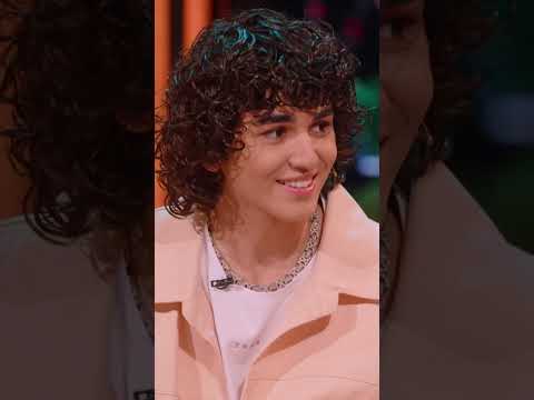 Кто смотрел? Ставь лайк #amirchik #амирчик #ytshorts #амирчик #shortsvideo #сноваснова