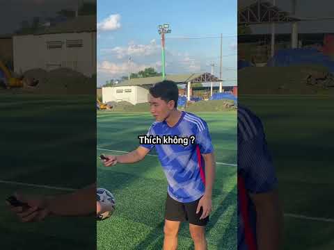 Anh ấy muốn ôm tôi ⚽️