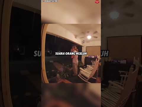 Cewek itu Nggak Sadar Kalau ada Orang Asing Sudah Menunggunya di Luar