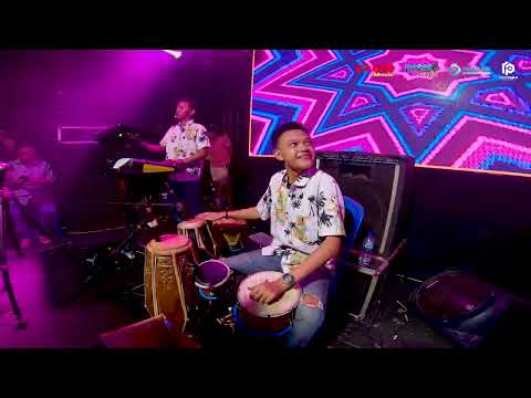 ANTARA KAU DIA DAN AKU - SILVI PRIMADONA   |   Live in Probolinggo