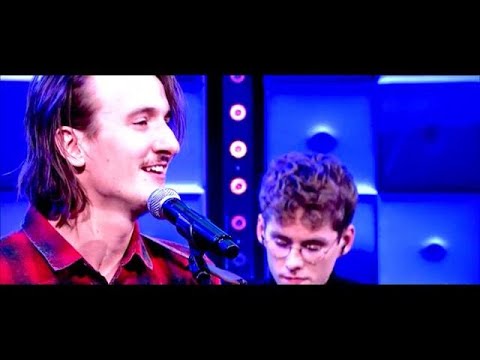 Lost Frequencies zingt nieuwe single 'Crazy' - RTL LATE NIGHT