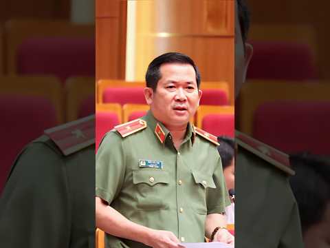 Thiếu tướng Đinh Văn Nơi lần thứ 2 được trao Huân chương Chiến công hạng Nhất